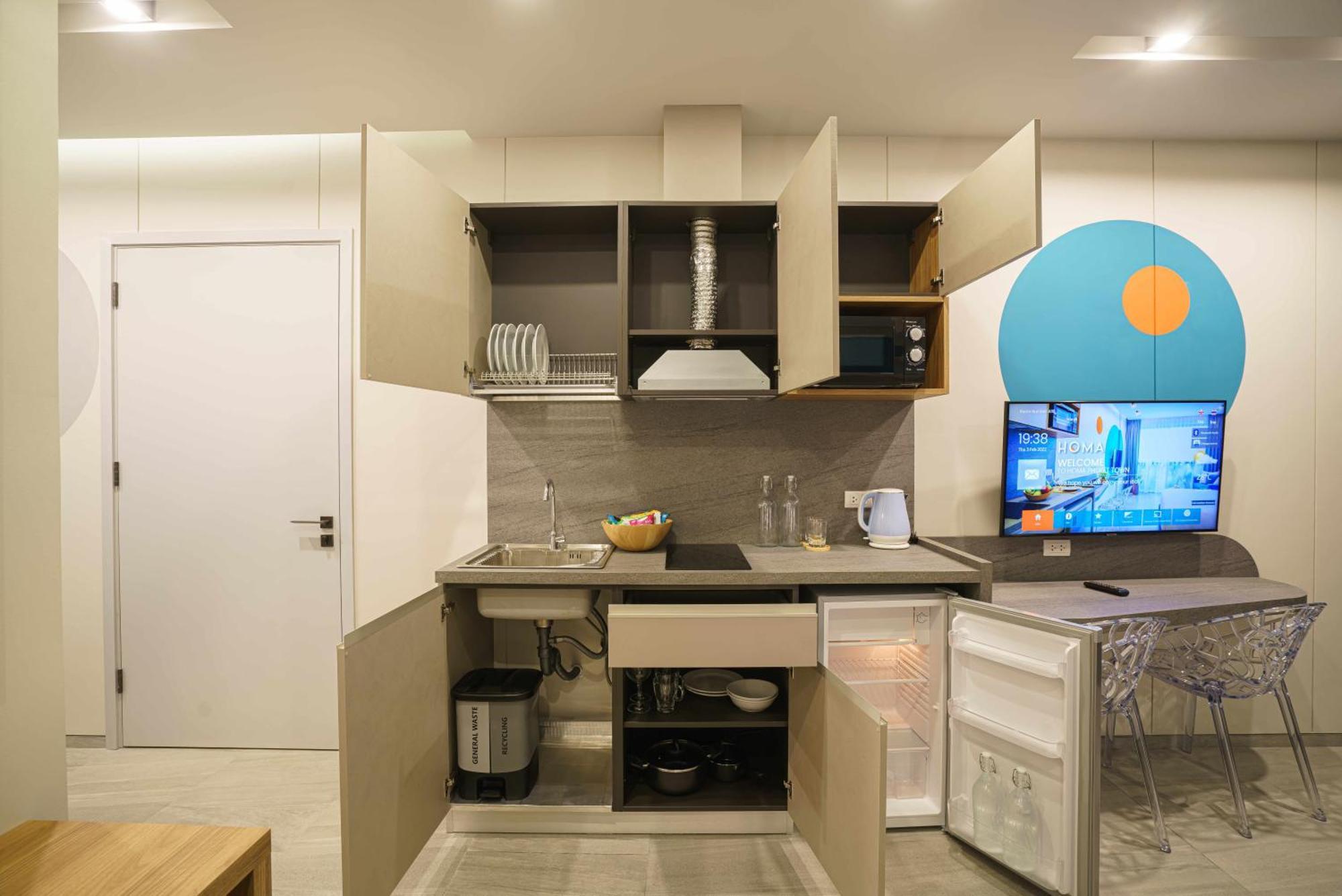 Homa Phuket Town Hotel Екстериор снимка