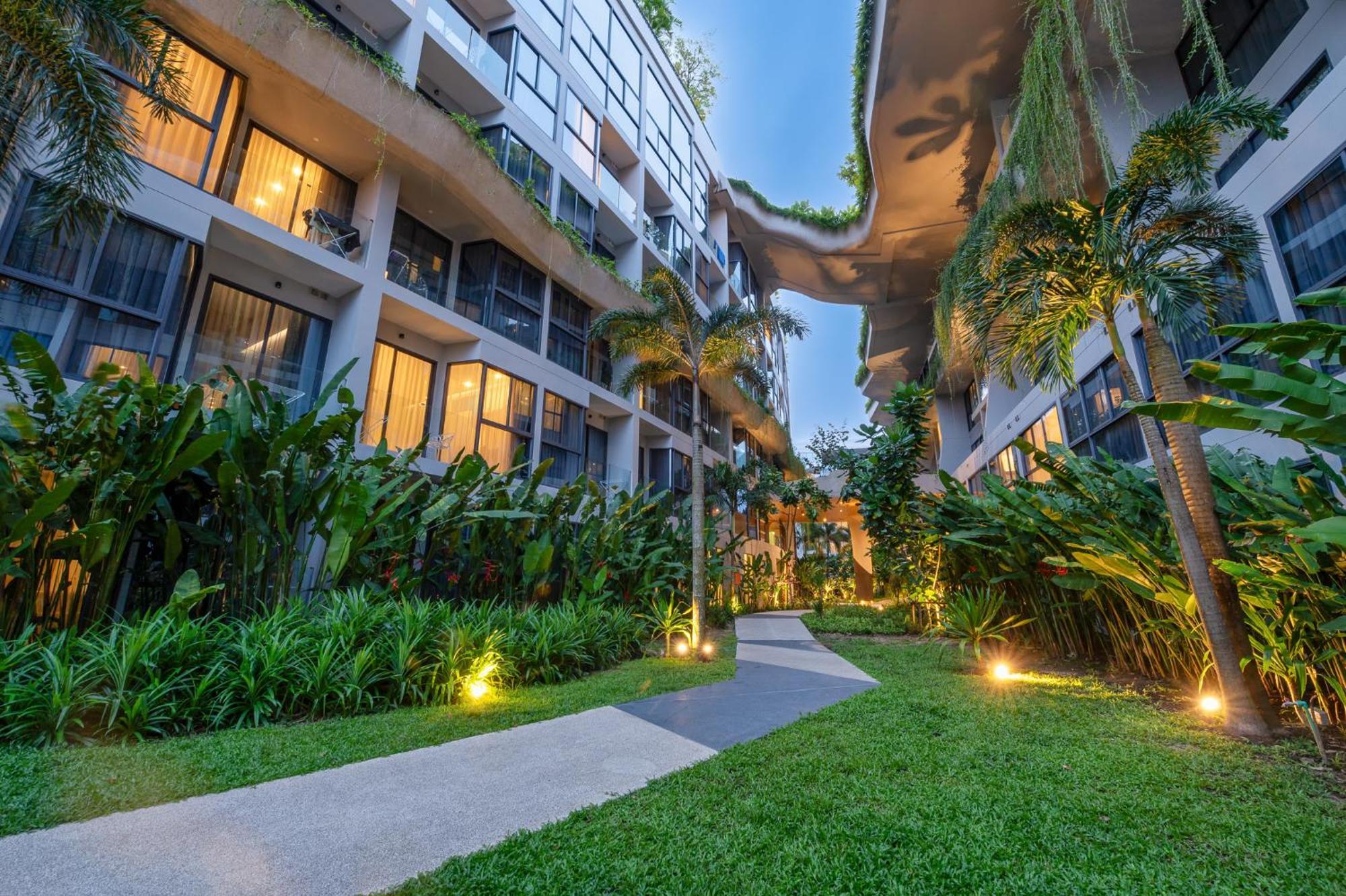 Homa Phuket Town Hotel Екстериор снимка